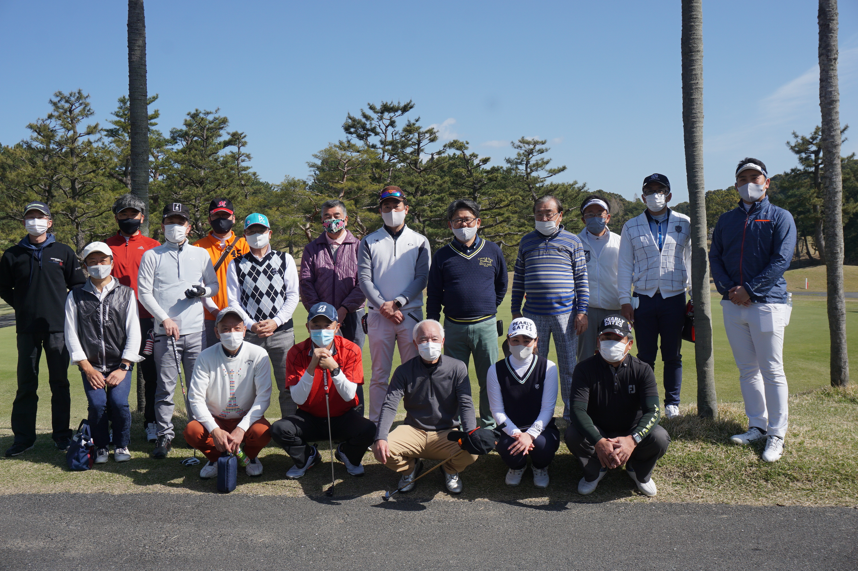 親睦ゴルフコンペが開催されました