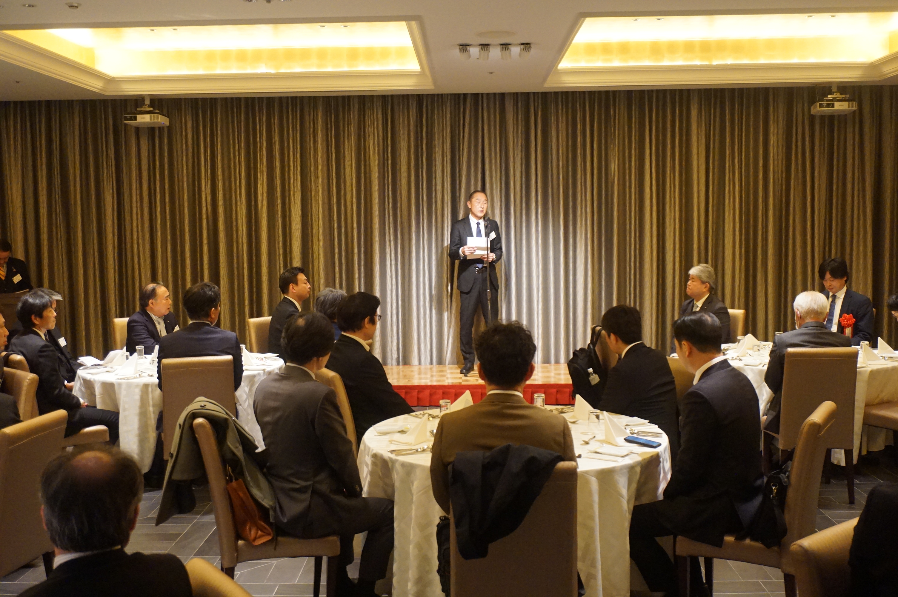 記念講演会と令和７年賀詞交歓会を実施致しました。
